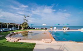 My Resort Hua Hin Service Apartment With Seaview